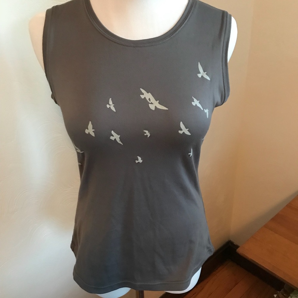 Oiselle size large- fits like small medium- tank